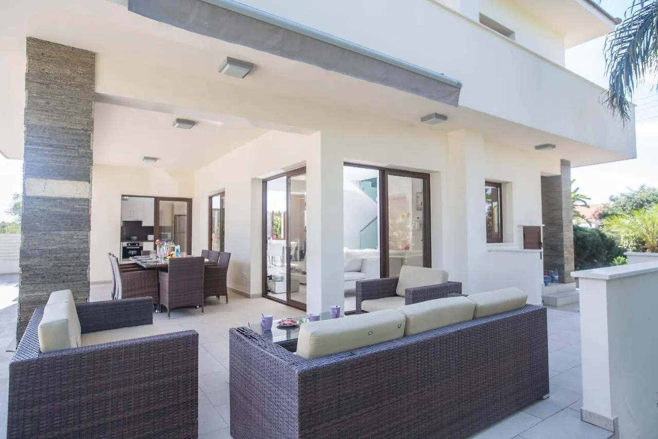 Demetra Villa Agia Napa 0*,  Chipre