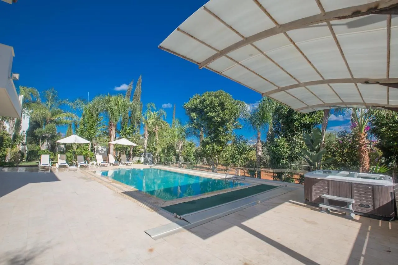 Demetra Villa Ayia Napa 0*,
